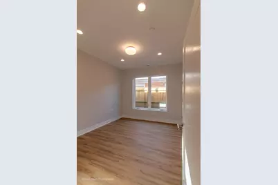 6749 S Langley Avenue, Chicago, IL 60637 - Photo 36