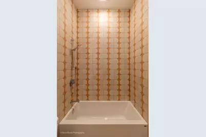 6749 S Langley Avenue, Chicago, IL 60637 - Photo 10