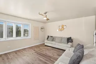 14541 S Marquette Ave, Burnham, IL 60633 - Photo 12