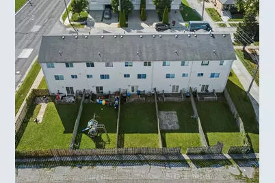 14541 S Marquette Avenue, Burnham, IL 60633 - Photo 2