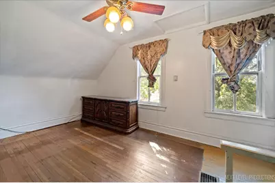 4000 Amelia Avenue, Lyons, IL 60534 - Photo 18