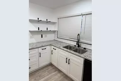 150 Algonquin Street, Park Forest, IL 60466 - Photo 8