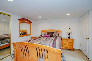 2009 Dundee Rd, Northbrook, IL 60062 - Photo 22