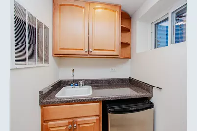 2009 Dundee Road, Northbrook, IL 60062 - Photo 18