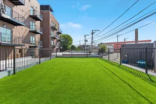 2450 N Clybourn Ave, Chicago, IL 60614 - Photo 30