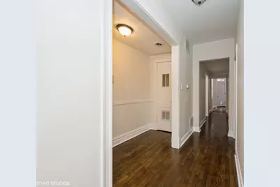 4954 W Augusta Boulevard #1, Chicago, IL 60651 - Photo 12