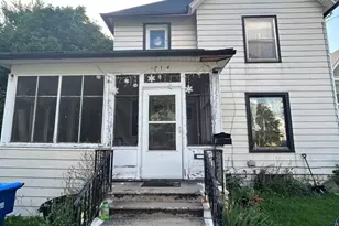 214 College Ave, Dekalb, IL 60115 - Photo 1