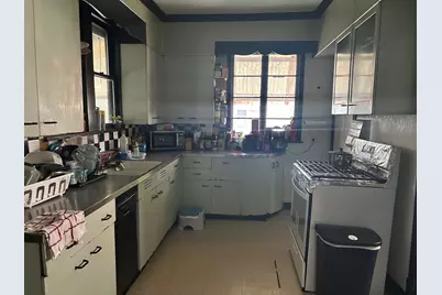 214 College Avenue, Dekalb, IL 60115 - Photo 6