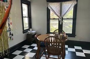 214 College Ave, Dekalb, IL 60115 - Photo 8