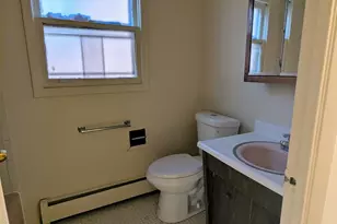 9011 Bronx Ave, Skokie, IL 60077 - Photo 10