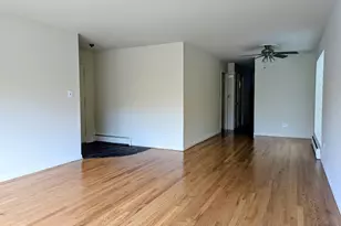 9011 Bronx Ave, Skokie, IL 60077 - Photo 4