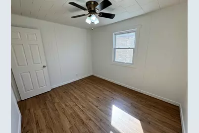 804 E 12th Street, Streator, IL 61364 - Photo 12