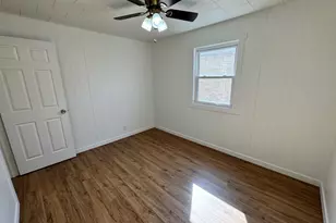 804 E 12th St, Streator, IL 61364 - Photo 12