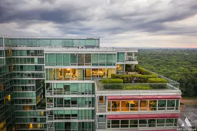 9725 Woods Drive #1913, Skokie, IL 60077 - Photo 2