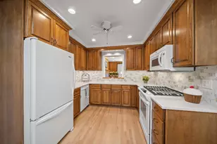 275 Ingram St, Northfield, IL 60093 - Photo 12