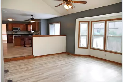 1707 Chestnut Hill Road, Plainfield, IL 60586 - Photo 8