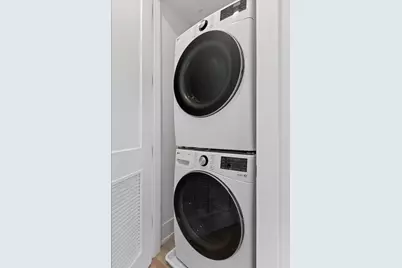 [Address not provided], Chicago, IL 60625 - Photo 12