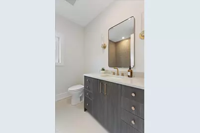 2405 W Sunnyside Avenue #2S, Chicago, IL 60625 - Photo 20