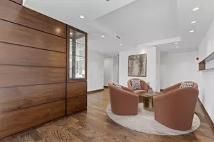 250 E Pearson St, Chicago, IL 60611 - Photo 6