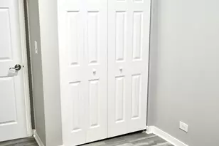 522 W 81st St, Chicago, IL 60619 - Photo 8