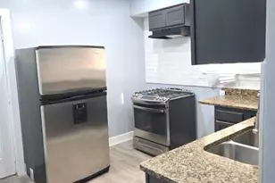 11747 S Lafayette Ave, Chicago, IL 60628 - Photo 4