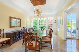 289 S South Shore Ln, Lake Forest, IL 60045 - Photo 8