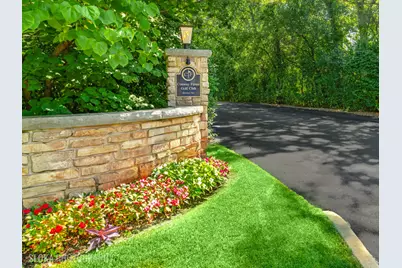 289 S South Shore Lane, Lake Forest, IL 60045 - Photo 2