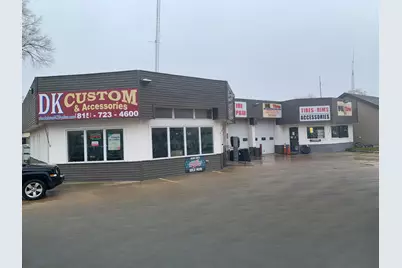 935 W Jefferson Street, Joliet, IL 60435 - Photo 1