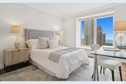 161 E Chicago Avenue #34F, Chicago, IL 60611 - Photo 12