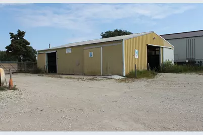 320 W Lincoln Highway, Cortland, IL 60112 - Photo 24