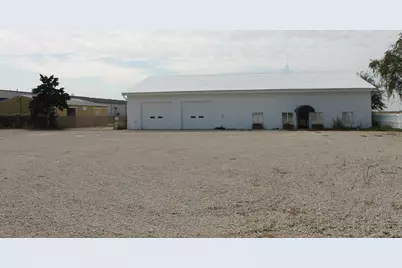 320 W Lincoln Highway, Cortland, IL 60112 - Photo 1