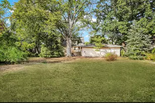 206 E Illinois St, Mansfield, IL 61854 - Photo 10