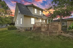 206 E Illinois St, Mansfield, IL 61854 - Photo 2