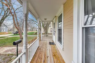 405 W Brown St, Harvard, IL 60033 - Photo 2