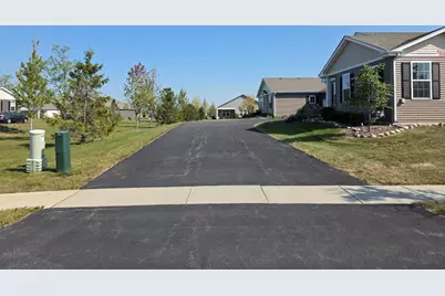 6322 Maple Glen Drive, Wonder Lake, IL 60097 - Photo 22