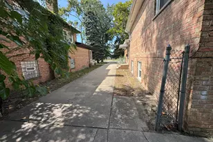 15125 East End Ave, Dolton, IL 60419 - Photo 20