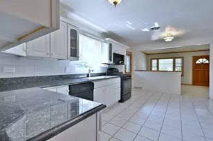 2247 Elm St, River Grove, IL 60171 - Photo 6