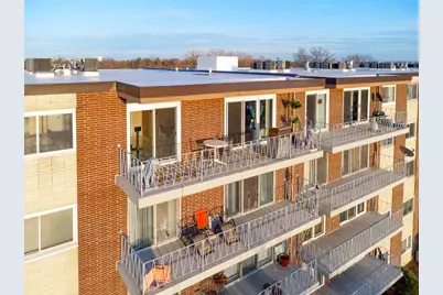 2900 Maple Avenue #19E, Downers Grove, IL 60515 - Photo 4