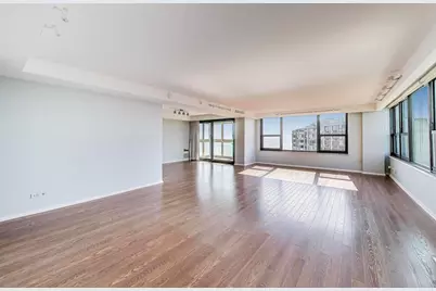 1616 Sheridan Road #9H, Wilmette, IL 60091 - Photo 4