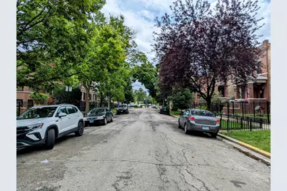2440 N Harding Avenue #1, Chicago, IL 60647 - Photo 8