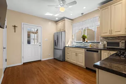 2637 N 73rd Court, Elmwood Park, IL 60707 - Photo 14