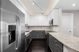 130 N Garland Ct, Chicago, IL 60602 - Photo 6