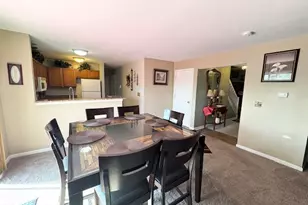 1521 Southport Ct, Zion, IL 60099 - Photo 10