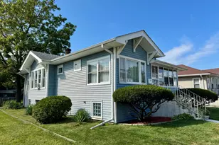 15 156th Pl, Calumet City, IL 60409 - Photo 2