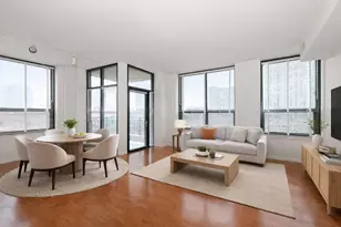 400 W Ontario St, Chicago, IL 60654 - Photo 16