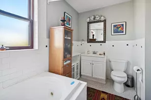 1353 W Wilson Ave, Chicago, IL 60640 - Photo 10