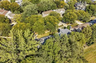 2471 Kingsley Dr, Naperville, IL 60565 - Photo 46