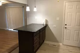 5631 Colgate Ln, Matteson, IL 60443 - Photo 4