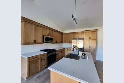 422 View Street, Ottawa, IL 61350 - Photo 6