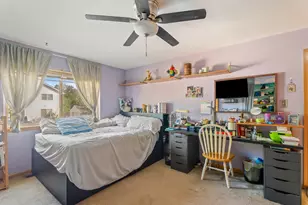 1810 Foxfield Dr, Joliet, IL 60435 - Photo 18